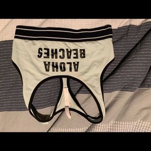 Victoria’s Secret pink sports bra